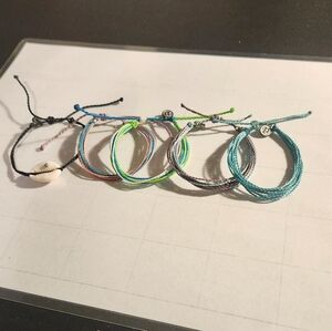 lot of 5 Pura Vida bracelets